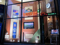 ワールド杯に沸く店内の様子がTVでも紹介された本格アイリッュパブ