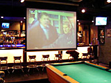 A sports bar where you can enjoy cooking that you cannot imagine from its ethnic appearance.