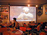 Sports bar in Sugita. It's time to fight.