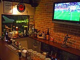 地元のクラブチームを応援します。