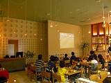 The cafe that Jeff supporters had been waiting for finally opened.