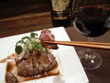 A hidden bistro in Hatchobori managed by the owner and his wife.