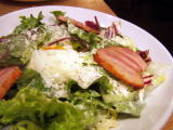 It is delicious twice in one store. The staff is very busy going back and forth between the main building and the annex!?