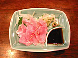 サッカー観戦のできる多目的なやきとり屋！