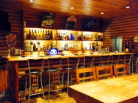 Sports BAR & Kitchen Four-Pigs