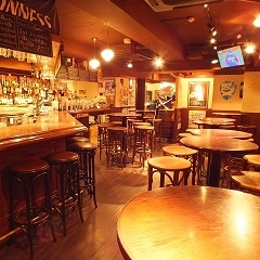 British Pub&Bar The Cluriaune ザ・クルラホーン