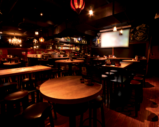Dining Sports Bar Lad's Garage