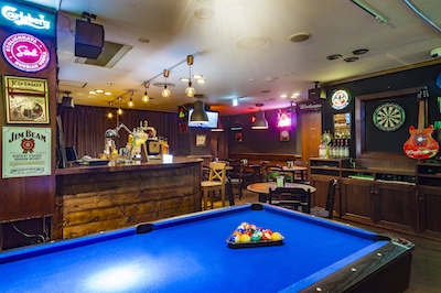 スポーツバー CAVE