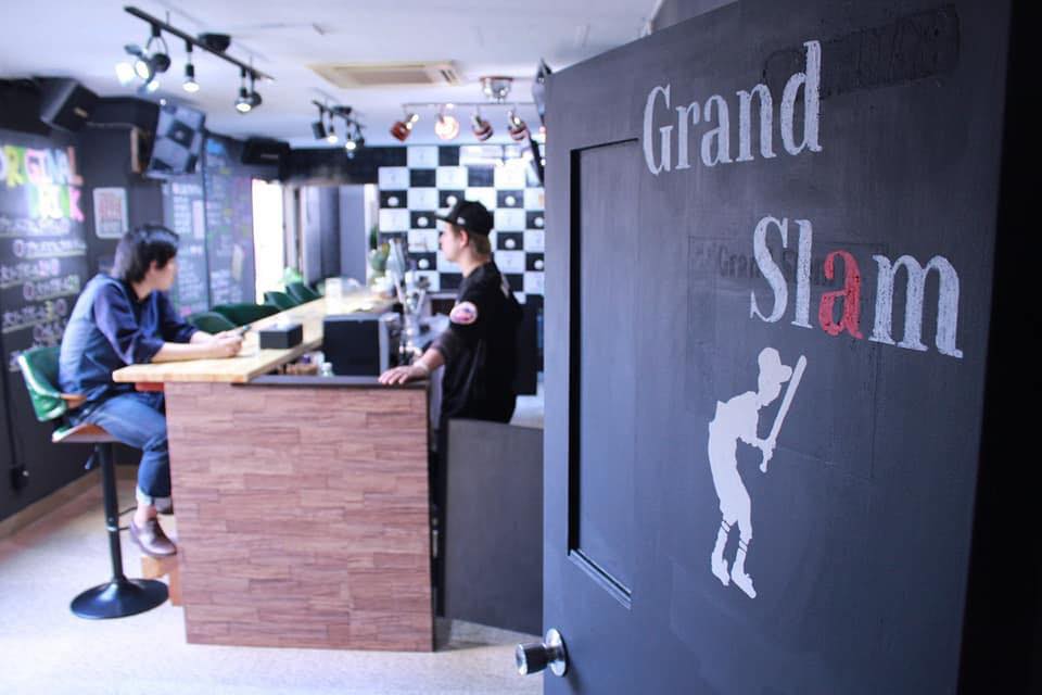 野球バー GrandSlam
