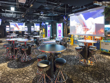Bee RUSH 難波店
